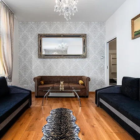 Hound Deluxe Apartamento